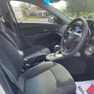 2014 Holden Cruze - Image 10