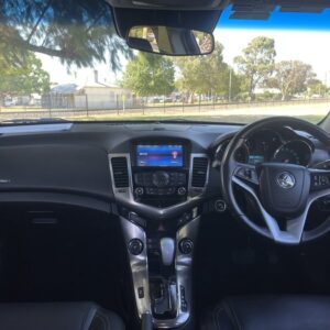2014 Holden Cruze - Image 9